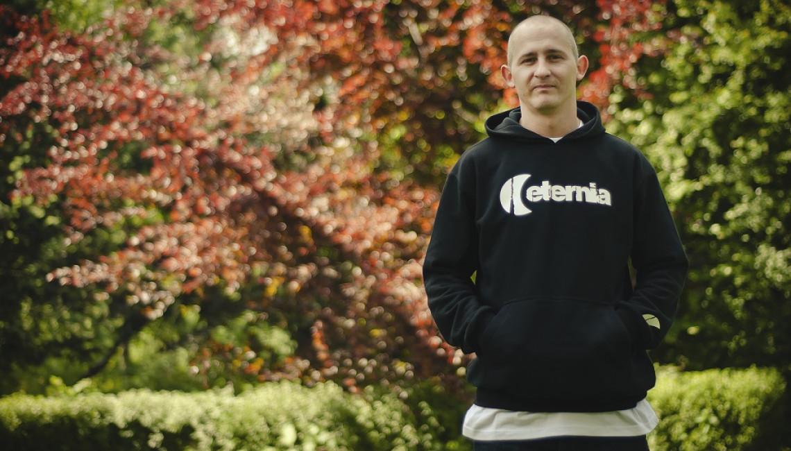 Eldo wyrusza w trasę koncertową z towarzyszeniem live bandu