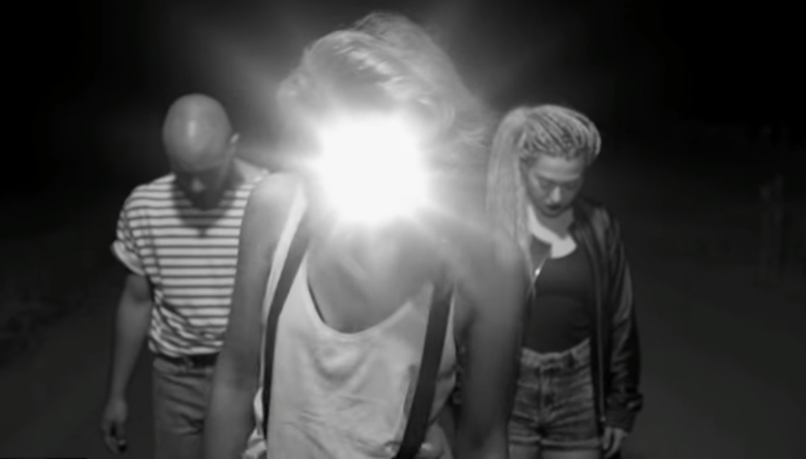 Nowy teledysk od Reni Jusis do utworu "Zombi Świat"!