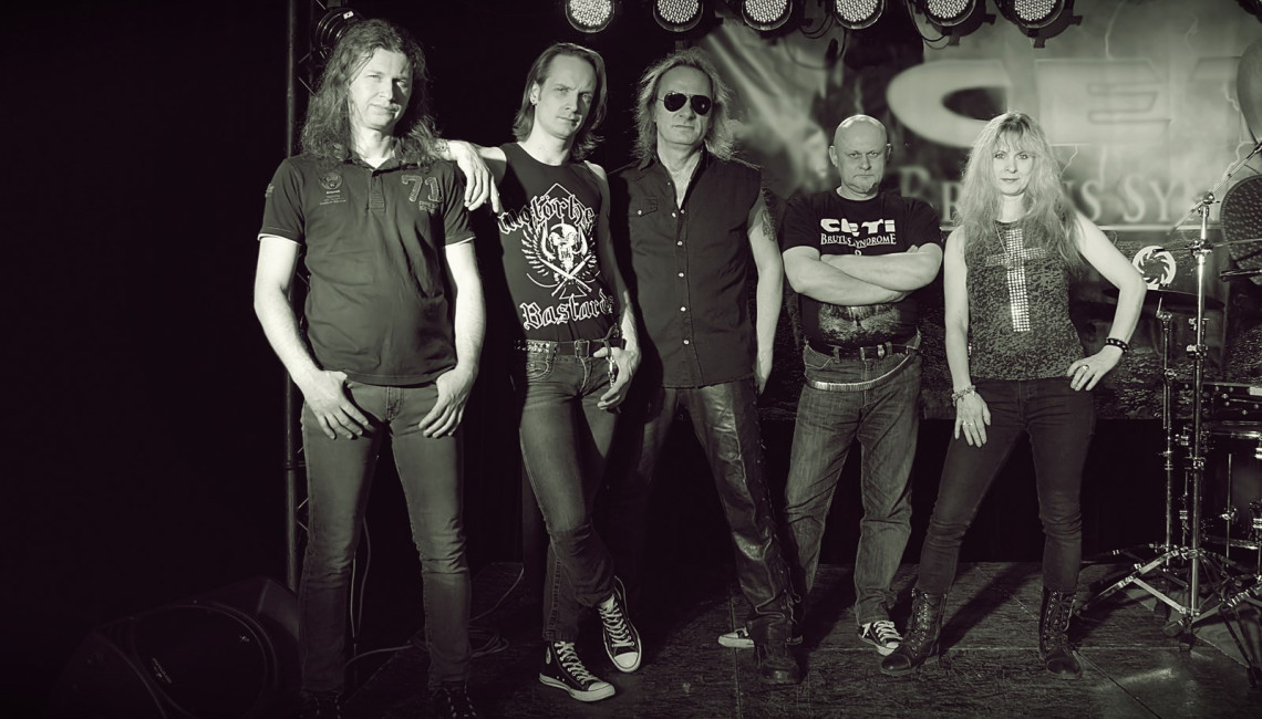 Zespół CETI zakończył pracę w studio