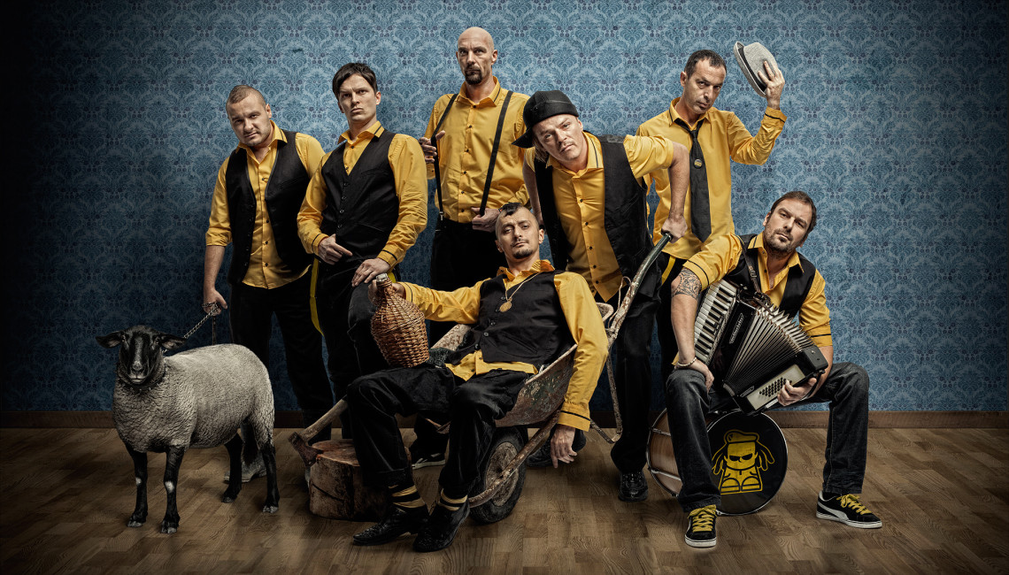  Dubioza Kolektiv na scenie głównej Reggaelandu