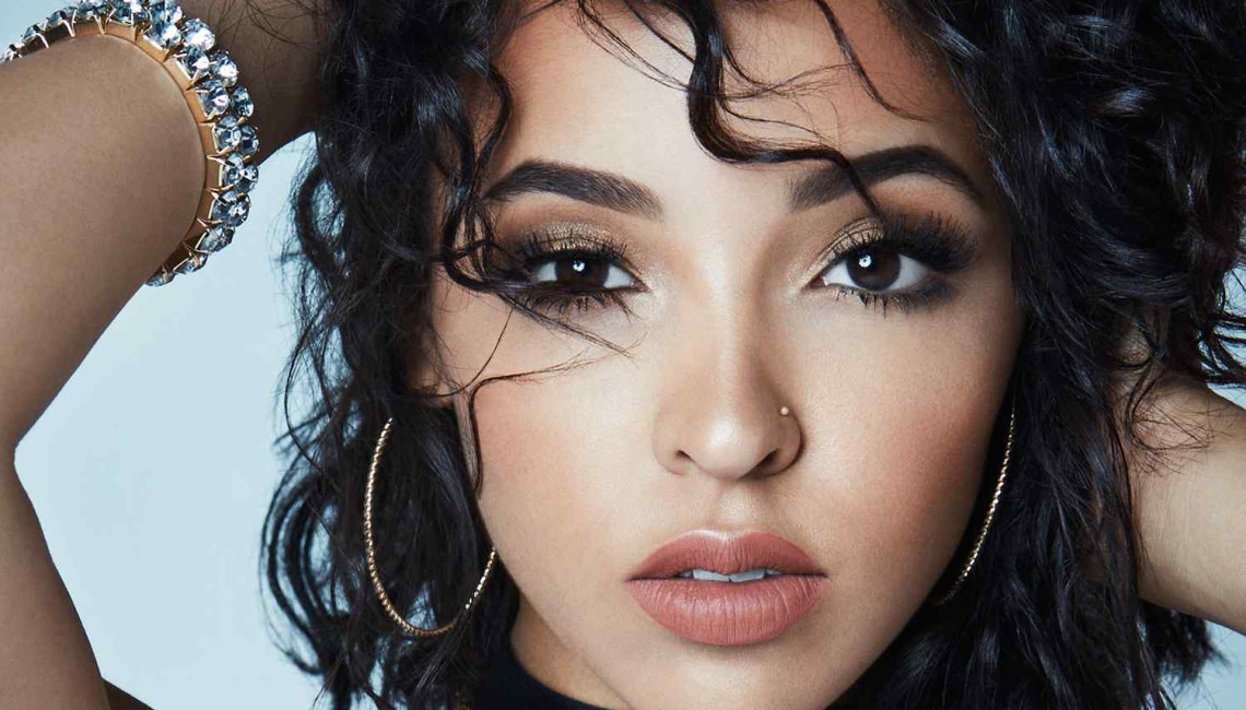 Tinashe ujawnia nowy singiel „Superlove”, zapowiadający drugą płytę - "Joyride"!