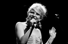 Alicja Janosz karmi Pudelka