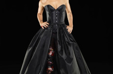 P!NK wraca w najlepszej formie! Obejrzyj niezwykły klip do filmu "Alicja po drugiej stronie lustra"