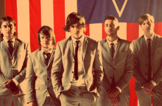 Uwaga - tylko dla osób o mocnych nerwach! Bring Me The Horizon prezentuje szokujący klip do "Follow You" 