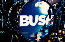 Bush prezentuje najnowszy teledysk