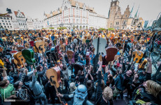 Polska ma nowy Gitarowy Rekord Guinnessa - 7356 gitarzystów - o 12 osób więcej niż w 2014 roku
