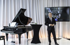 Steinway&Sons i Rolls-Royce ogłaszają współpracę w Polsce