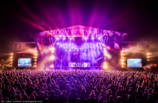 Tłumy fanów pod sceną. Rozpoczął się Jarocin Festiwal 2016
