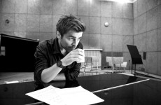 Dziś premiera: Łukasz Zagrobelny "Ja tu zostaję". Zobacz teledysk!