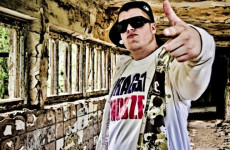 Manifest wypuszcza nowy klip i dołącza do SWAGmusic