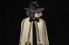 Tancerka Meddie Ziegler ponownie tańczy w teledysku Sii! Zobacz teledysk do "Cheap Thrills"