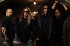 Harmonijny album perkusisty Slayera