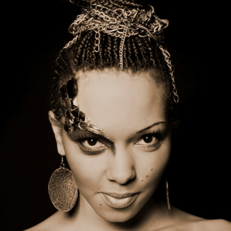 Ifi Ude w Krainie Czarów (teledysk)