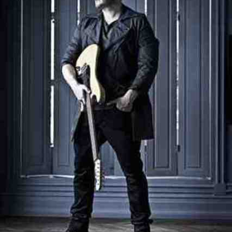 Nowy teledysk Piotra Karpieni