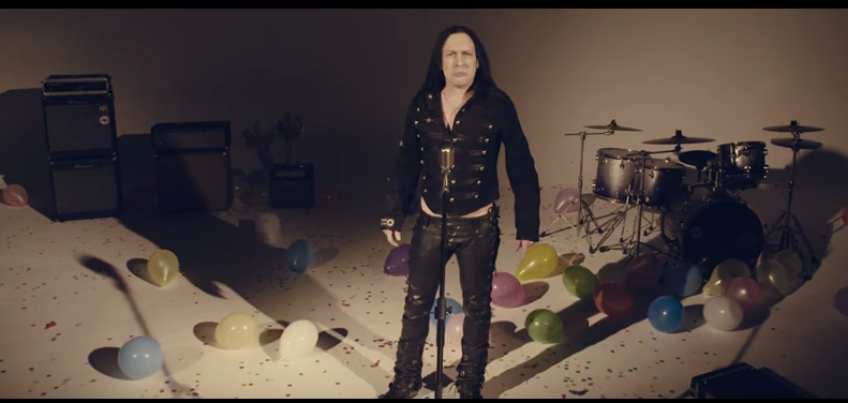 Teledysk od zespołu Hanza "ZEP!" z udziałem Titusa z Acid Drinkers