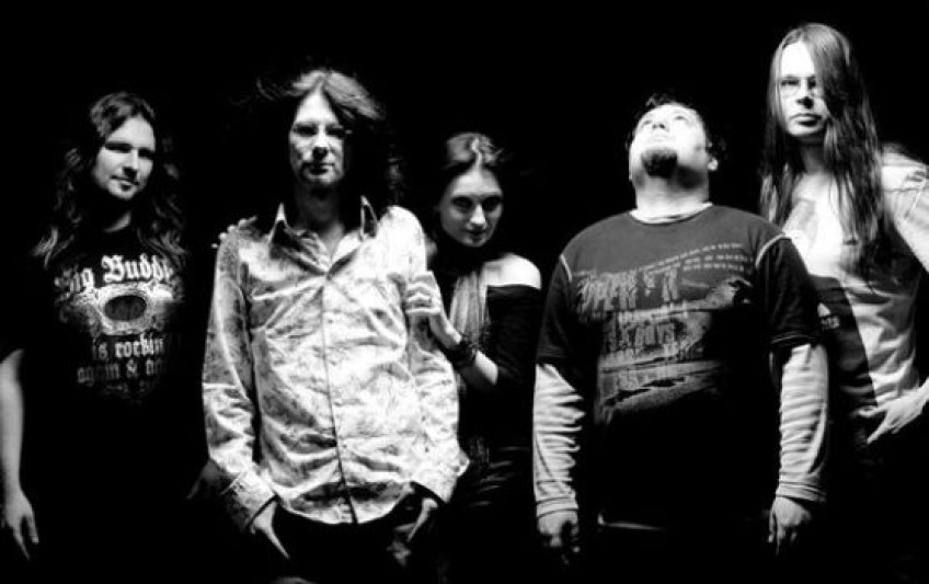 Strawberry Fields - koncertowe nagranie ,,River's Gone Dry" 