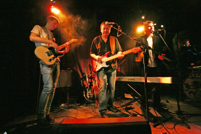 The Plants i DOT w Hard Rock Cafe